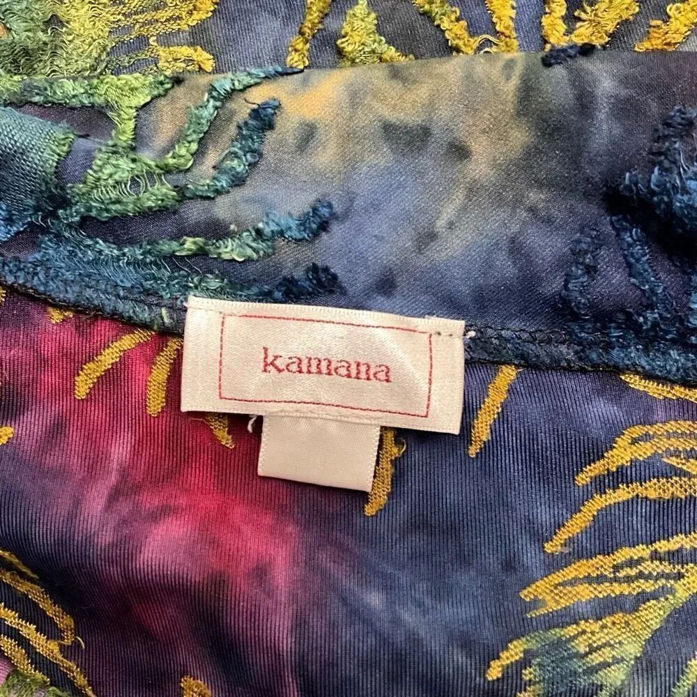 KAMANA Multi Colored Top - Picture 4 of 5